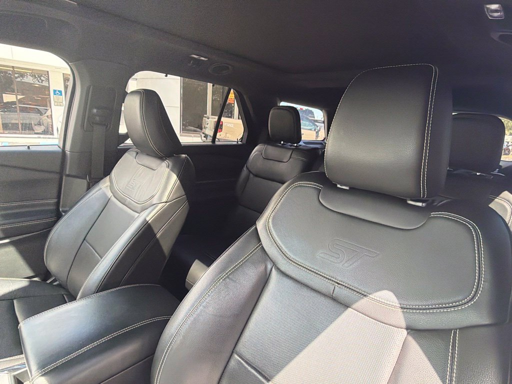 Used 2021 Ford Explorer ST w/ Equipment Group 401A AWD/4WD image 10