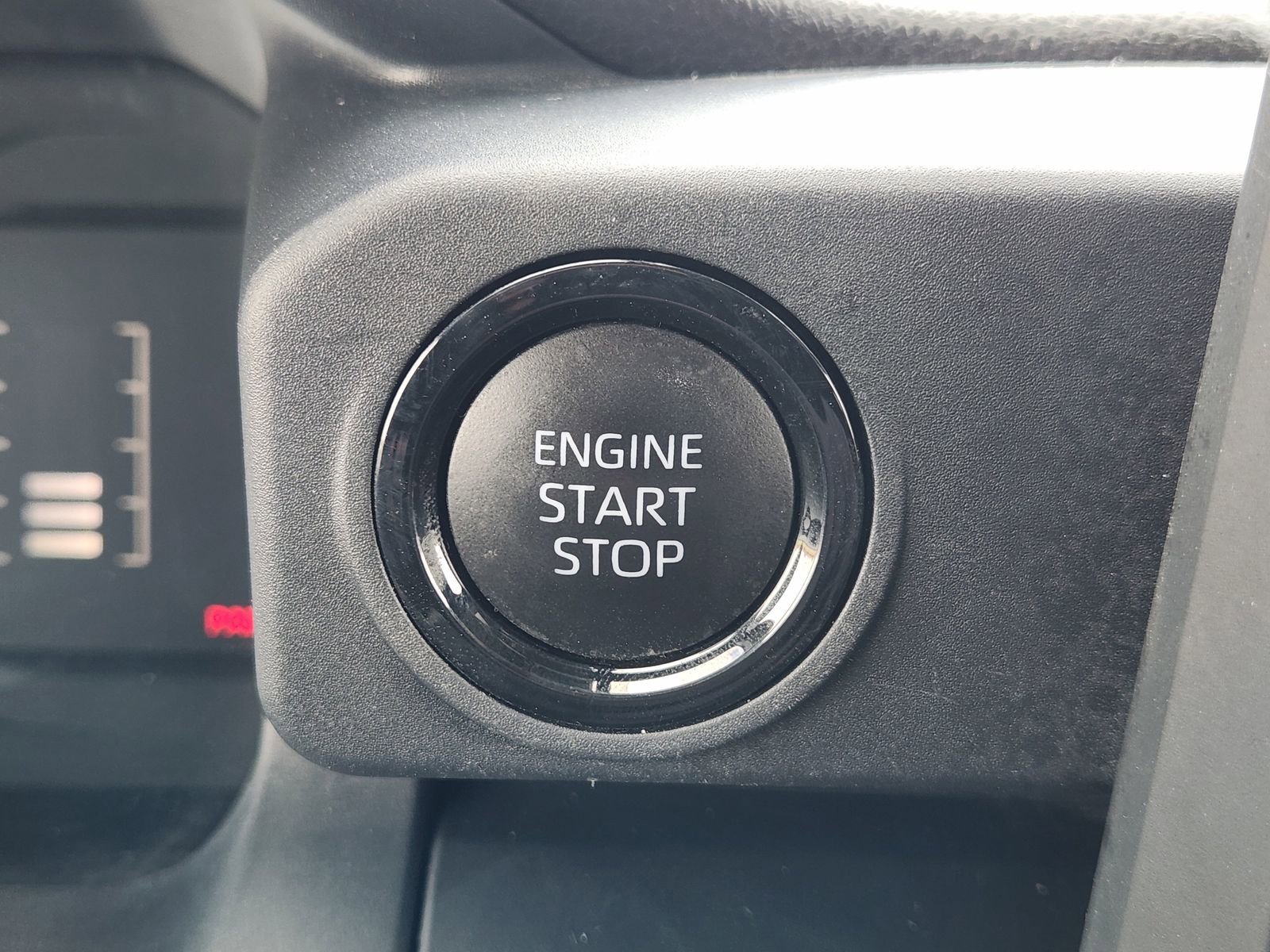 Used 2024 Toyota Tacoma SR image 24