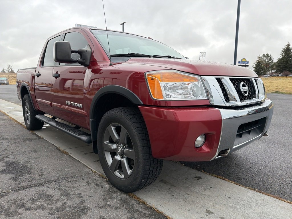 Used 2015 Nissan Titan SV w/ SV Value Truck Package image 8
