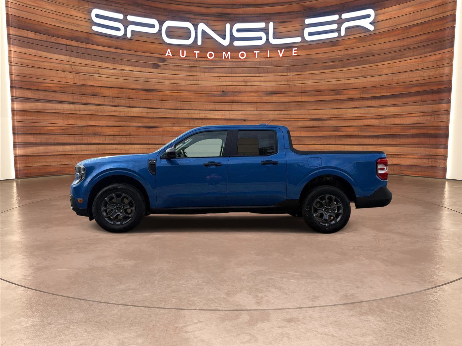 New 2025 Ford Maverick XLT w/ XLT Luxury Package image 2