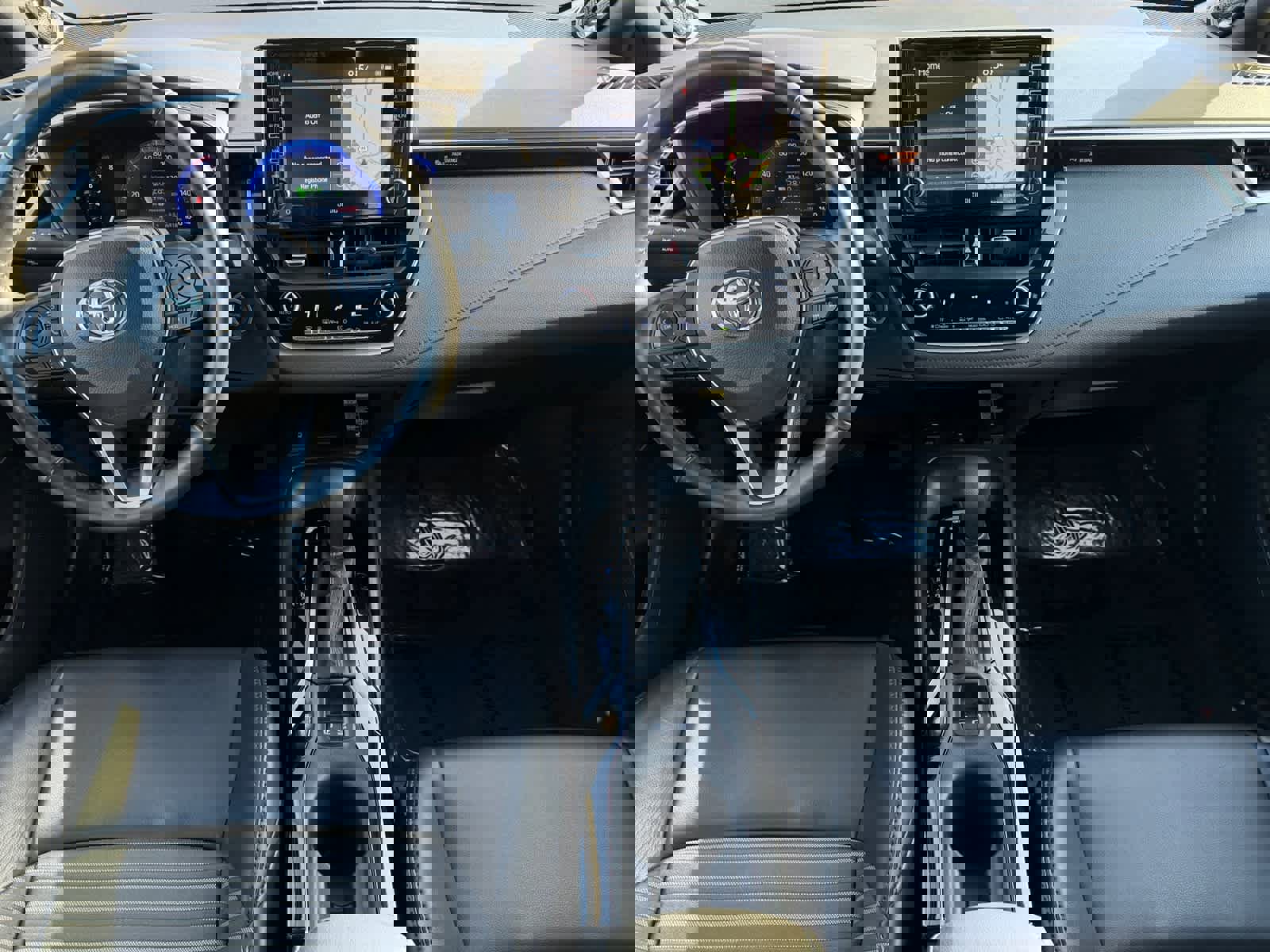 Used 2022 Toyota Corolla XSE image 16