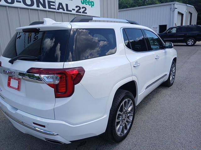 Used 2023 GMC Acadia Denali w/ Denali Ultimate Package FWD image 3