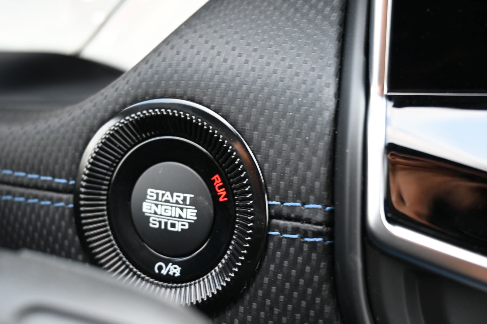 New 2026 Jeep Compass Latitude image 16