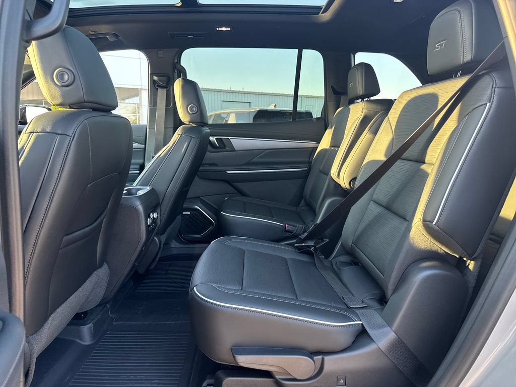 New 2026 Buick Enclave Sport Touring w/ Power Package FWD image 12