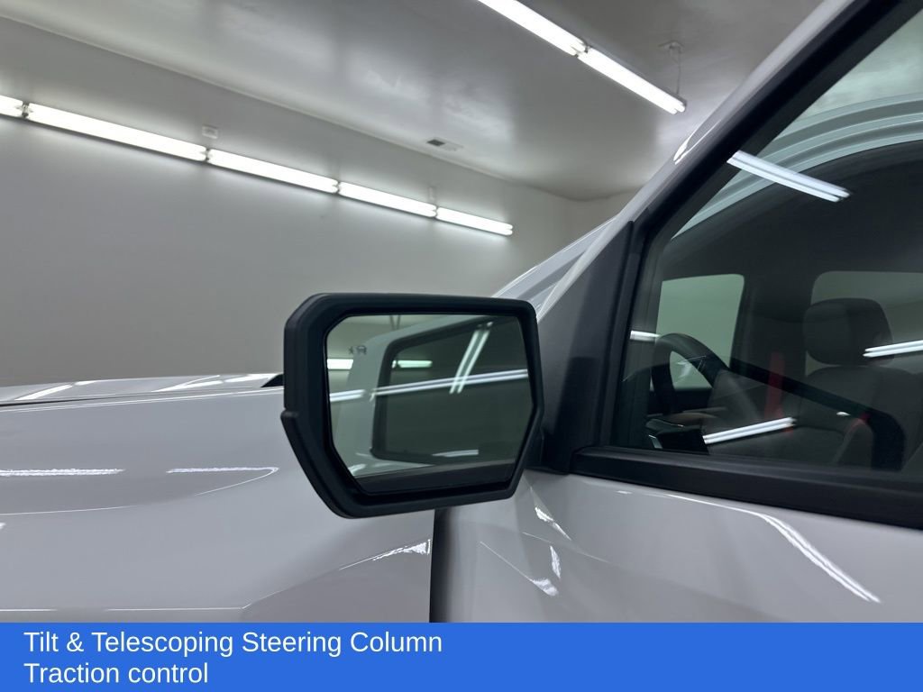 Used 2023 Chevrolet Colorado Z71 w/ Z71 Convenience Package 2 image 17