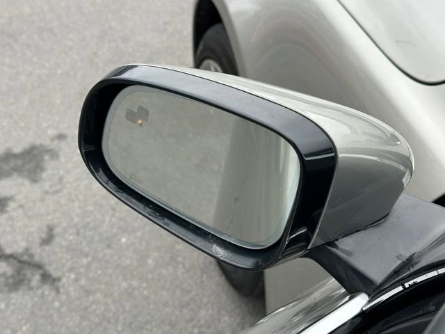 Used 2014 Jaguar XJ AWD image 13