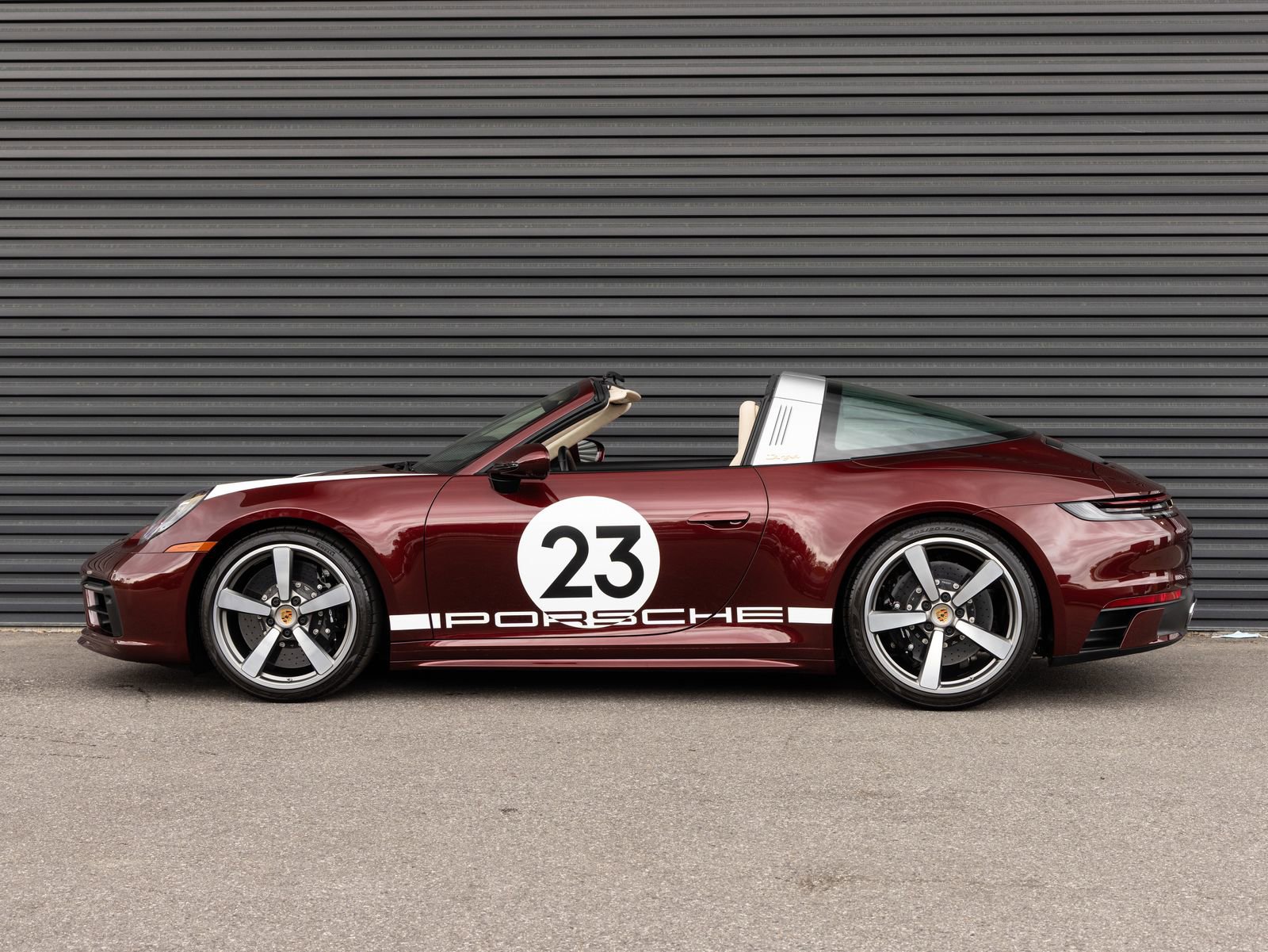 Certified 2021 Porsche 911 Targa 4S Heritage Design image 2