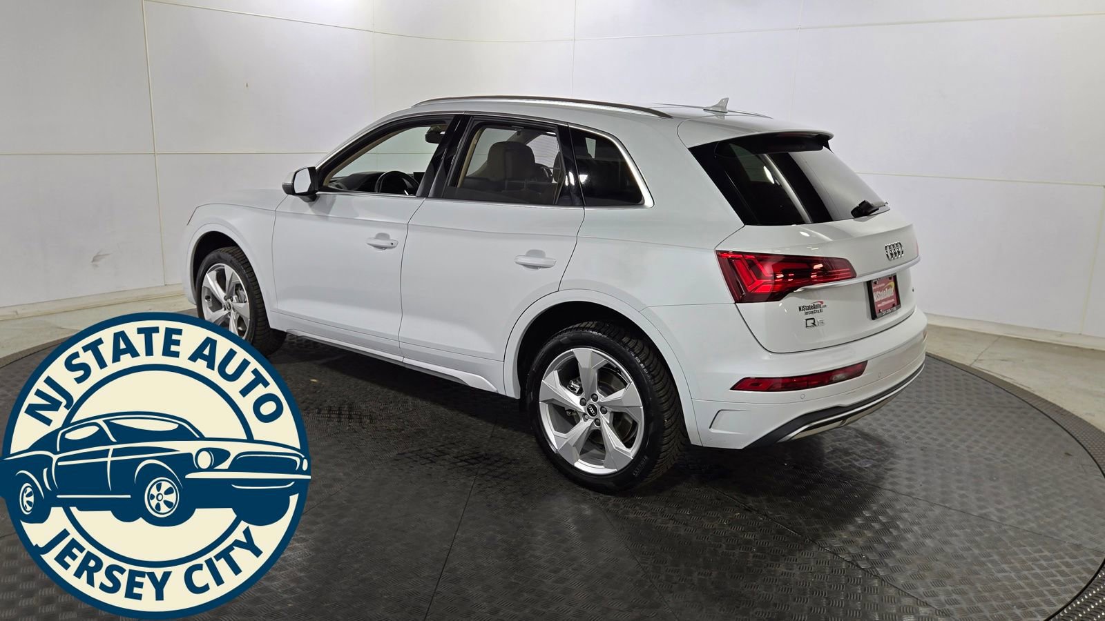 Used 2021 Audi Q5 2.0T Premium Plus w/ Premium Plus Package image 5