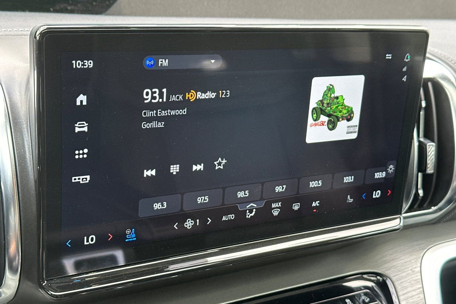 Used 2025 Ford Expedition Platinum AWD/4WD image 19