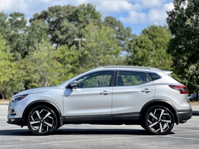 Used 2020 Nissan Rogue Sport SL w/ Premium Package image 11