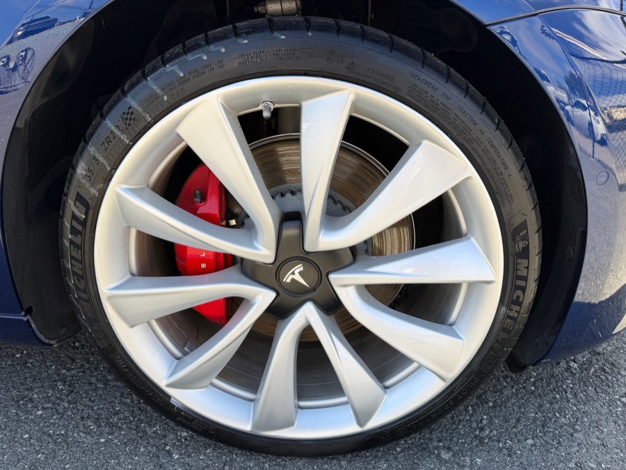 Used 2018 Tesla Model 3 Performance image 49