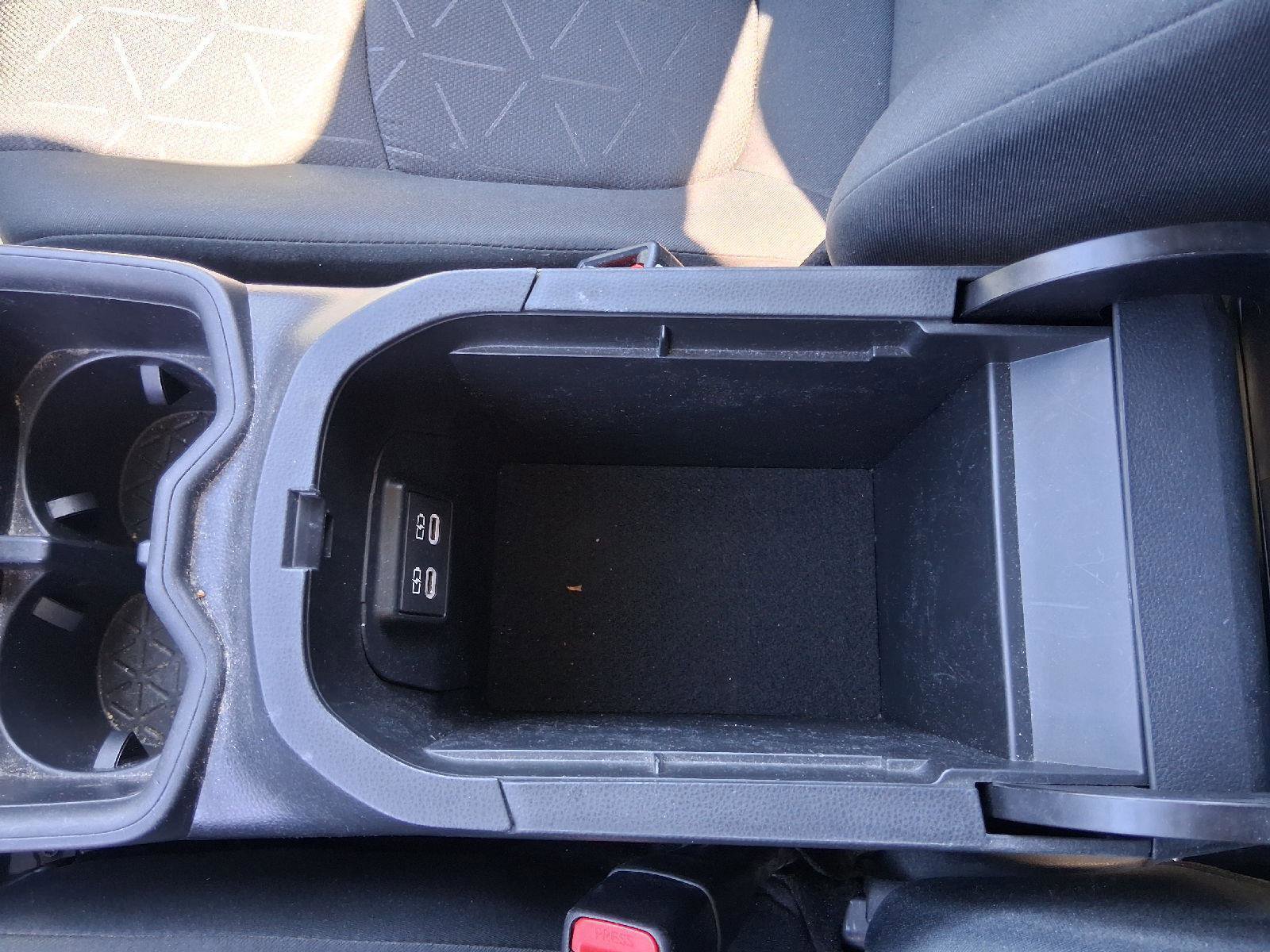 Used 2023 Toyota RAV4 AWD Hybrid image 15