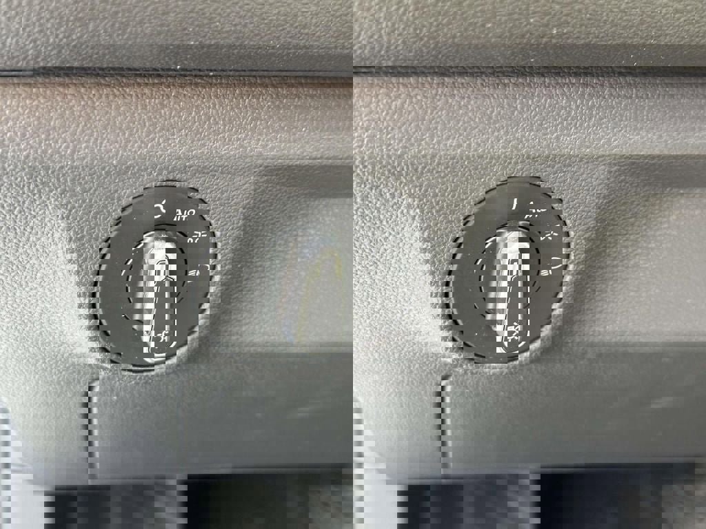 Used 2021 Volkswagen Jetta S w/ Driver Assistance Package image 18