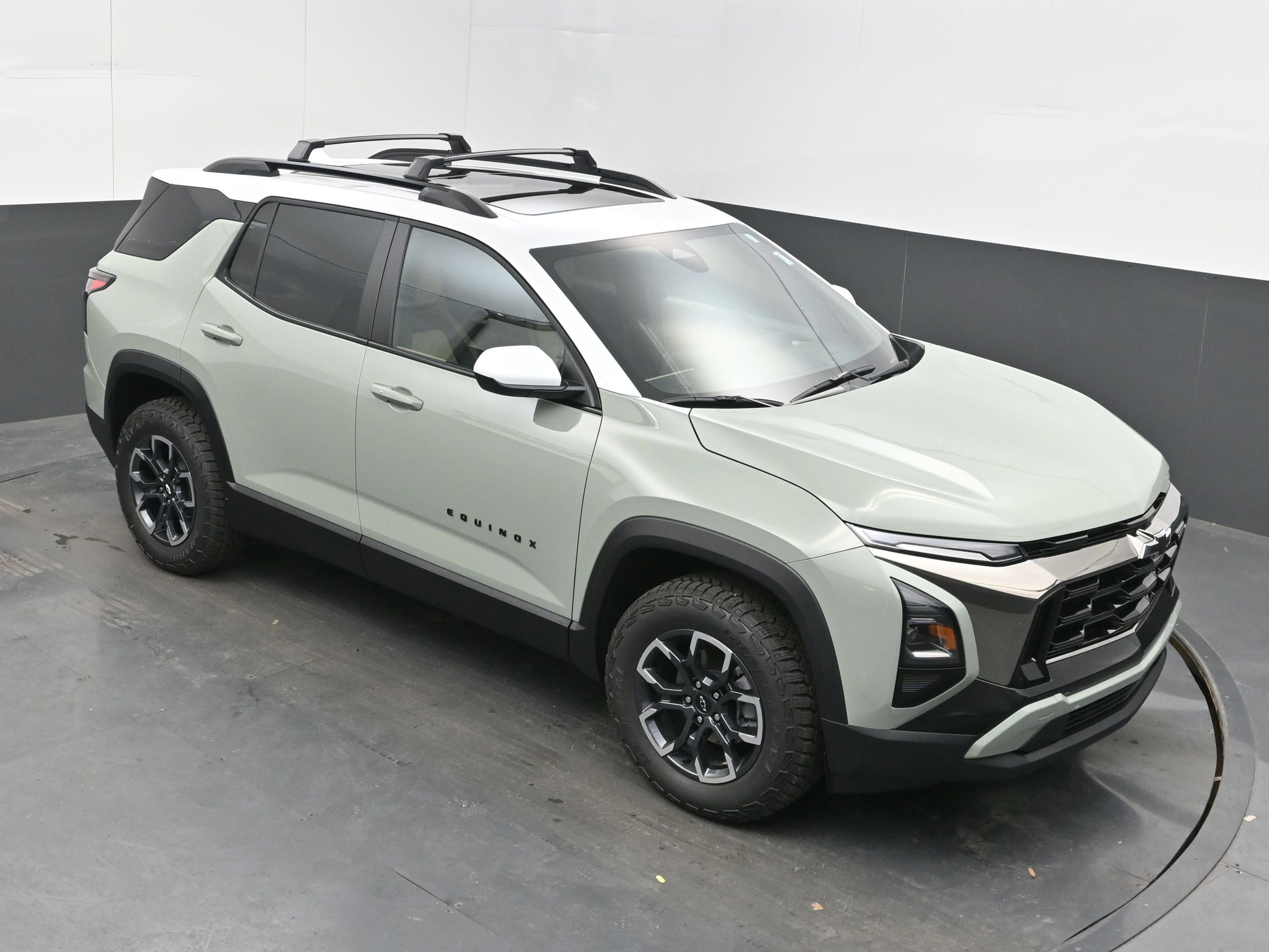 Used 2026 Chevrolet Equinox ACTIV w/ LPO, Floor Liner Package image 33