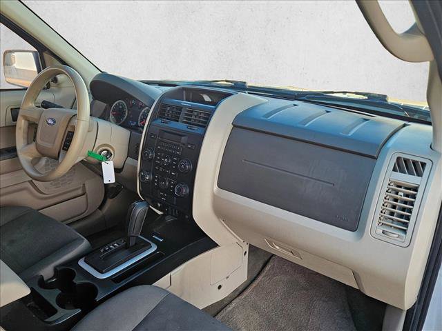 Used 2010 Ford Escape XLS image 21