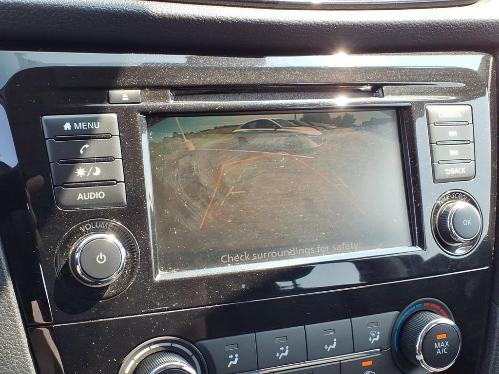 Used 2019 Nissan Rogue S AWD/4WD image 22