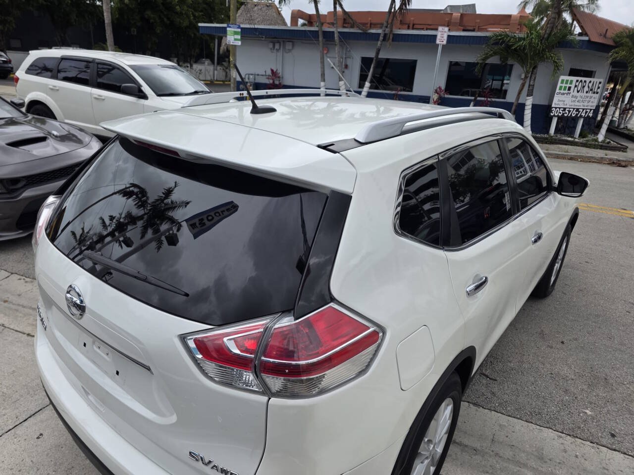 Used 2016 Nissan Rogue SV AWD/4WD image 30