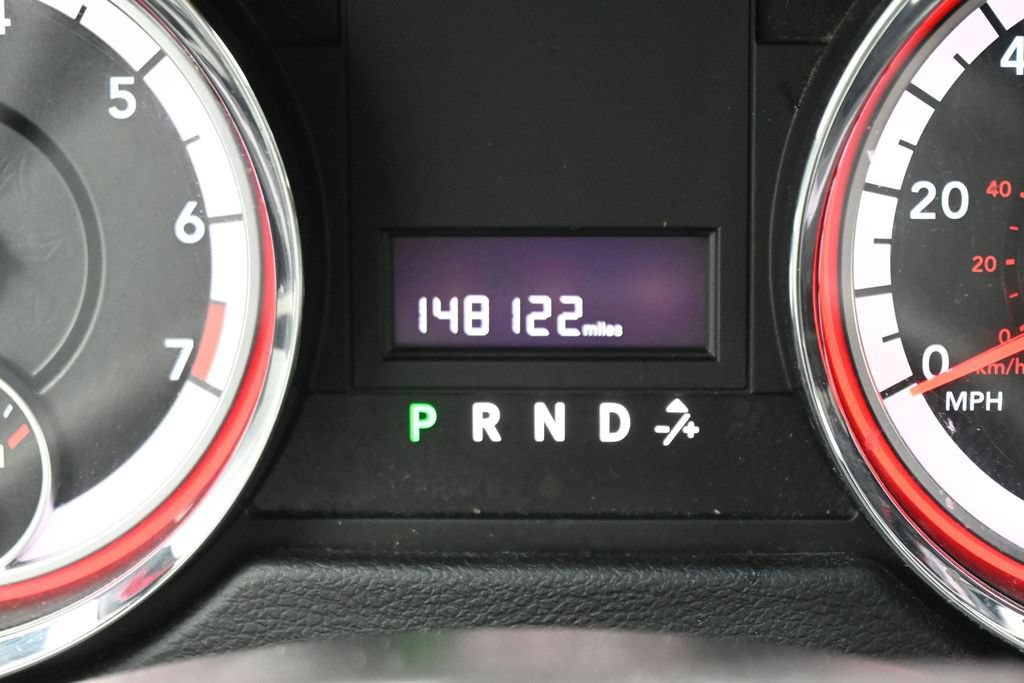 Used 2015 Dodge Grand Caravan SXT FWD image 17
