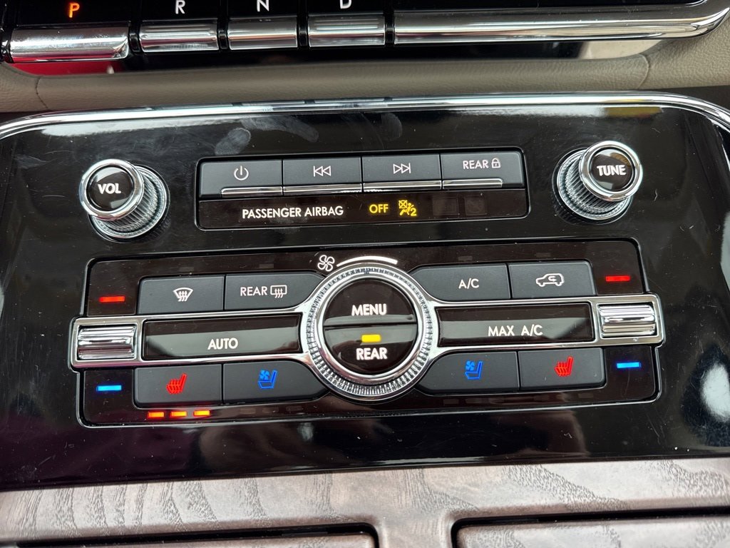 Used 2022 Lincoln Navigator L Reserve image 7