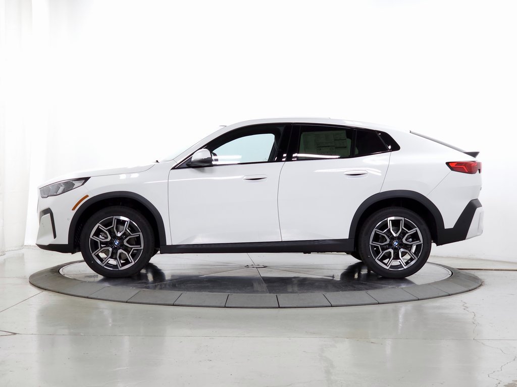 Used 2026 BMW X2 xDrive28i w/ Convenience Package AWD/4WD image 4