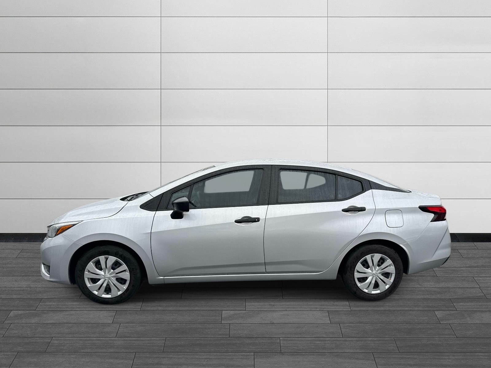 Used 2025 Nissan Versa S w/ Trunk Package FWD image 6