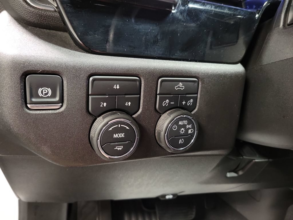 Used 2025 Chevrolet Silverado 2500 LT w/ Convenience Package AWD/4WD image 30