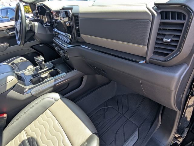 Used 2025 Chevrolet Silverado 1500 ZR2 image 20