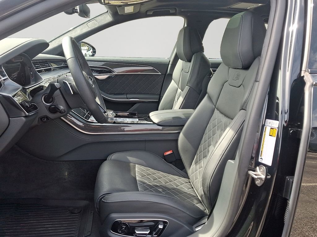 Used 2023 Audi S8 w/ S8 Comfort Plus Package image 14