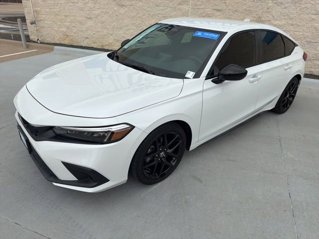 Used 2023 Honda Civic Sport image 2