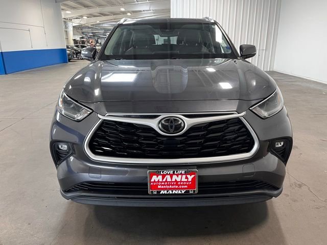 Used 2021 Toyota Highlander XLE FWD image 8