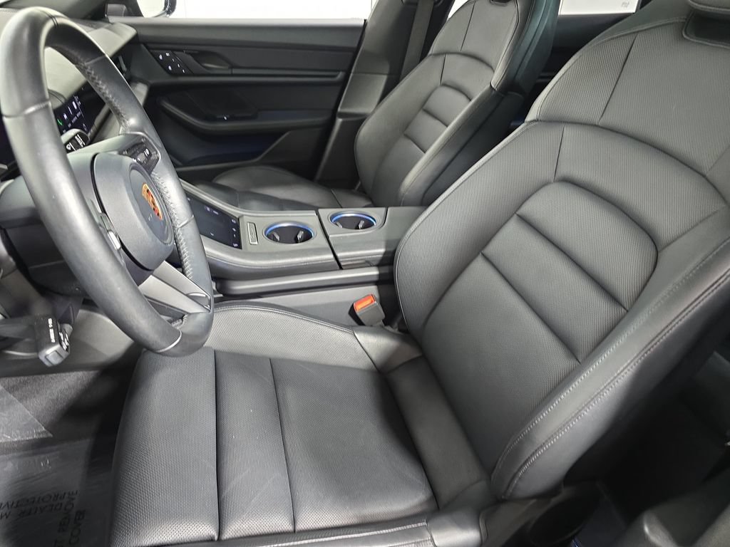 Certified 2023 Porsche Taycan RWD image 5