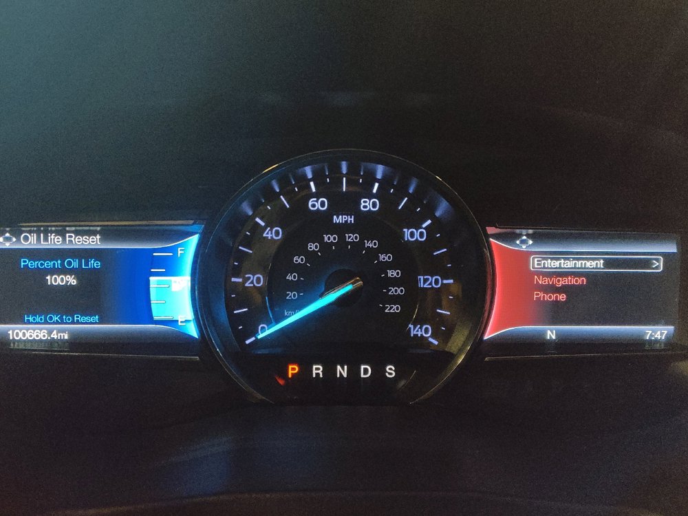 Used 2019 Ford Explorer Limited w/ Class III Trailer Tow Package FWD image 23