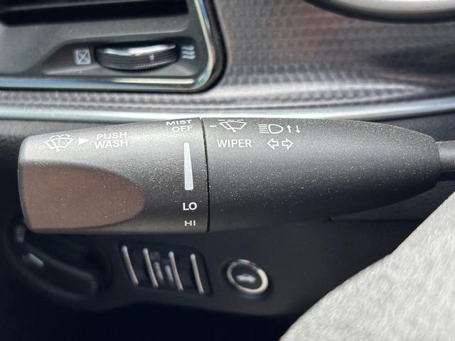 Used 2016 Dodge Challenger SRT Hellcat image 30