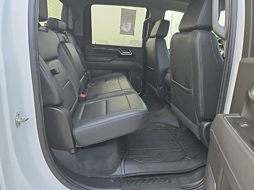 Used 2025 GMC Sierra 3500 SLT w/ X31 Off-Road Package image 29