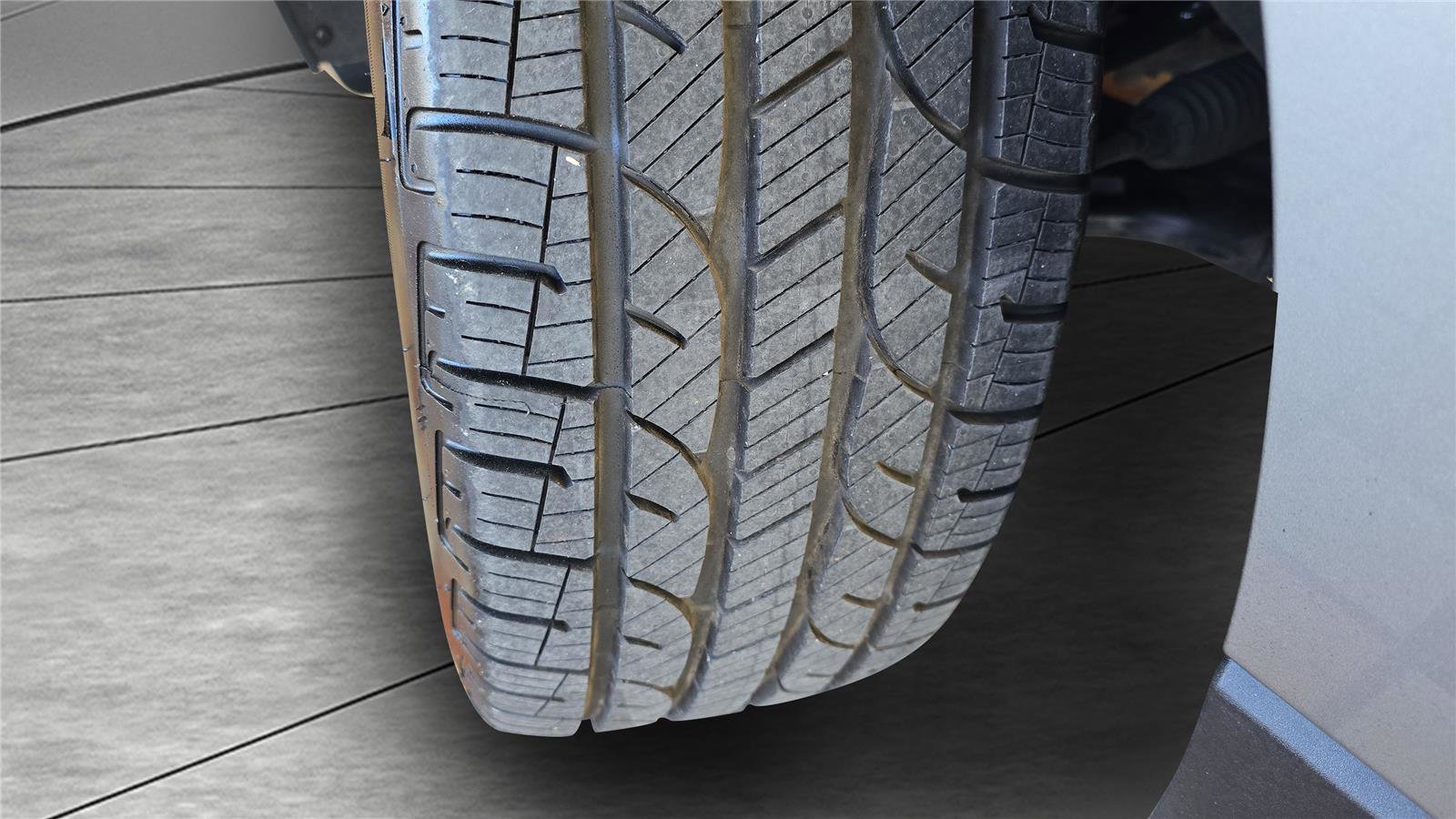 Used 2024 Chevrolet Equinox RS image 30