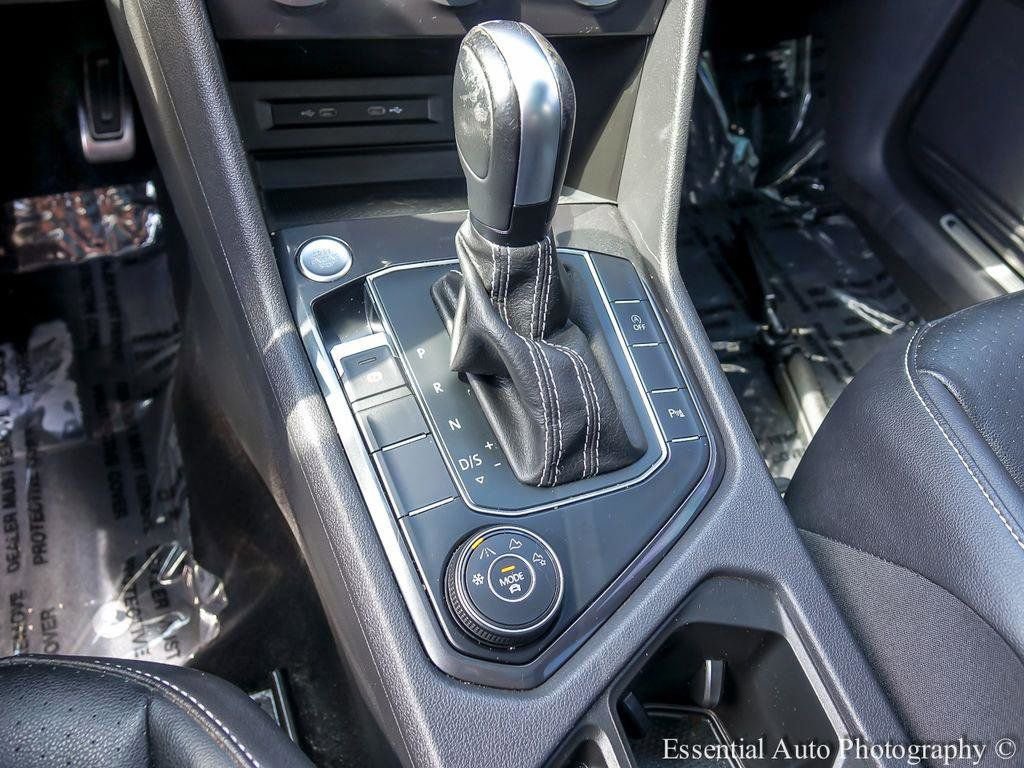 Used 2021 Volkswagen Tiguan SE R-Line AWD/4WD image 20