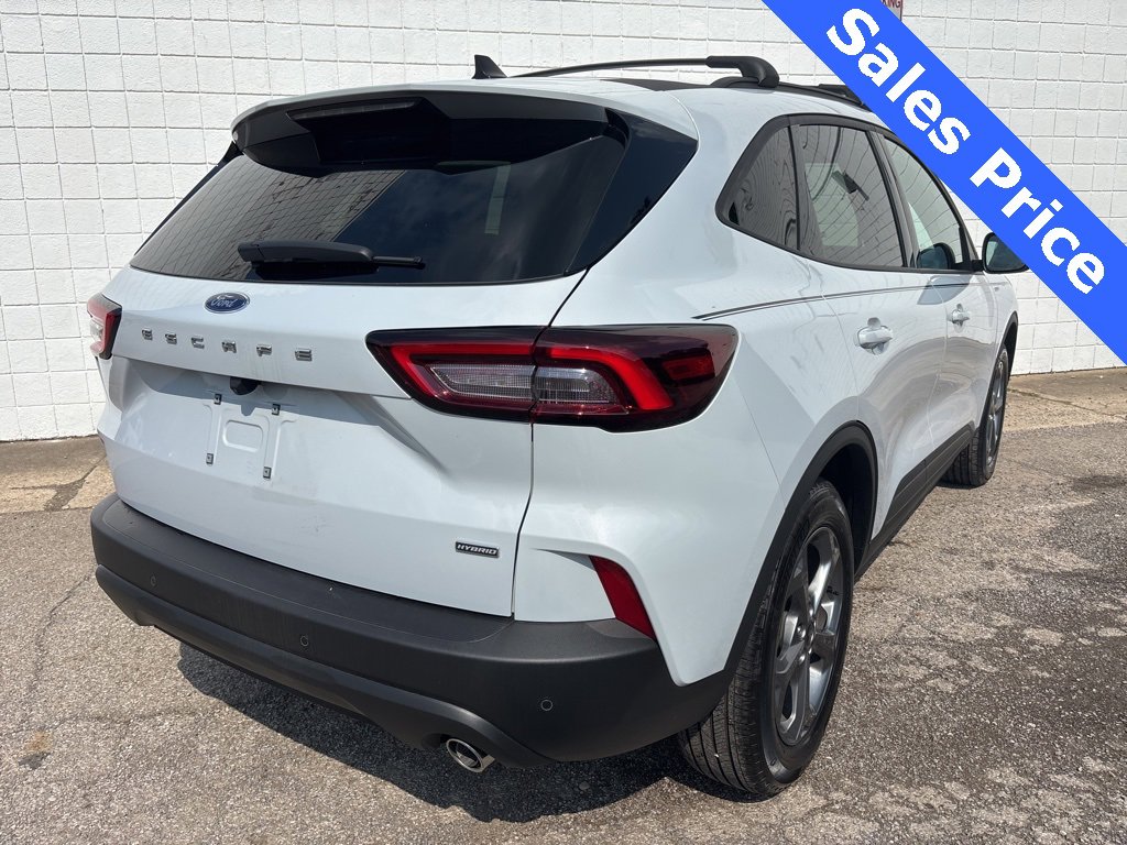 New 2025 Ford Escape ST-Line w/ Equipment Group 301A image 5