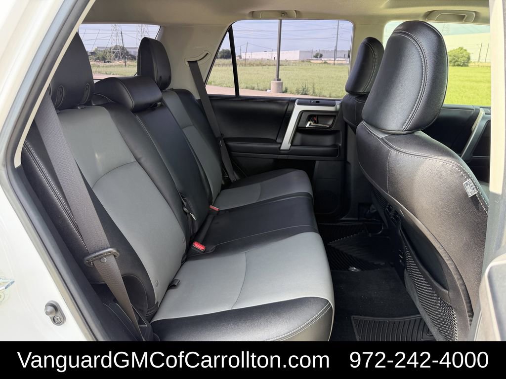 Used 2018 Toyota 4Runner SR5 Premium AWD/4WD image 34