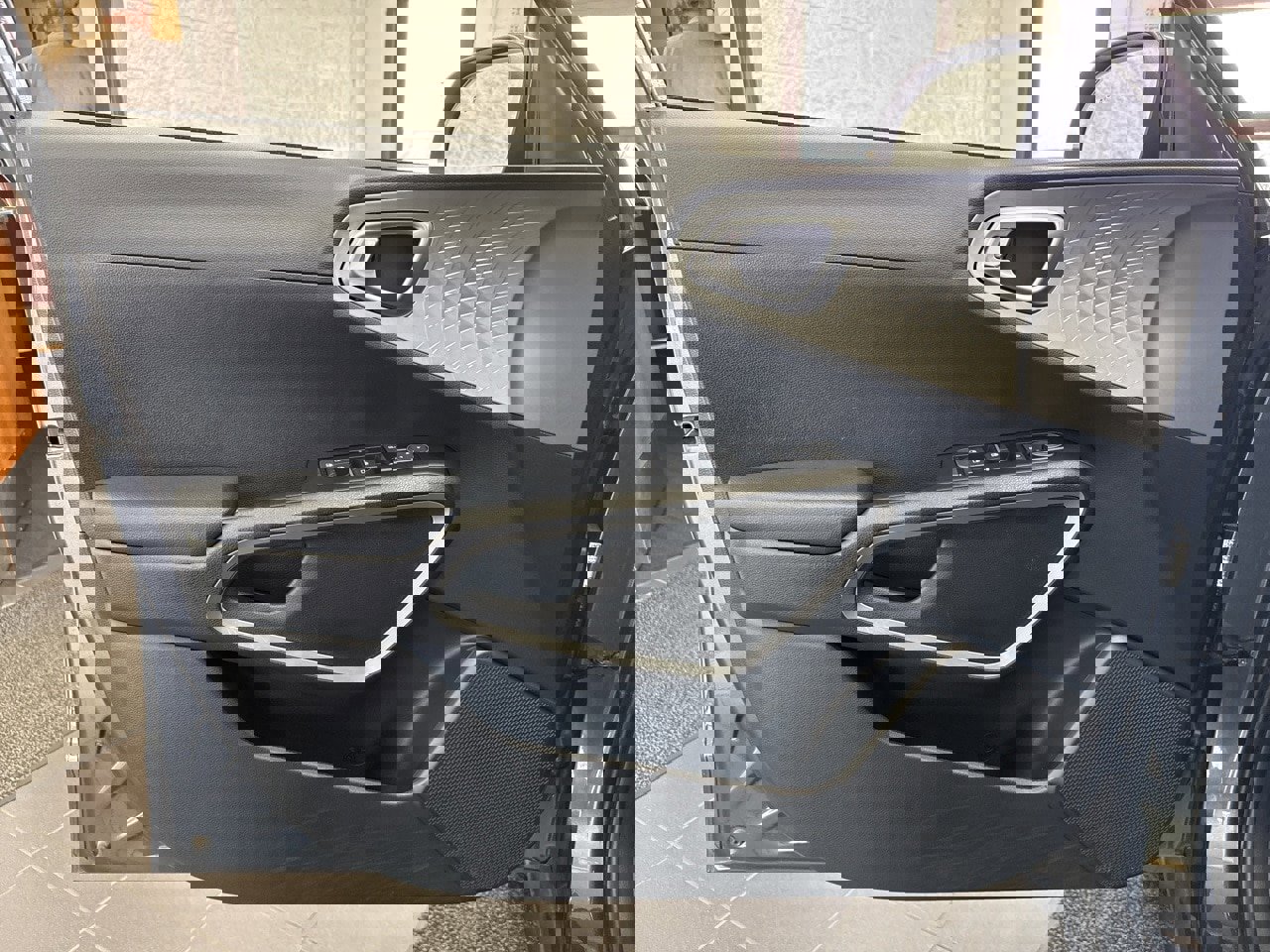 Used 2024 Kia Soul LX w/ Option Group 015 image 34