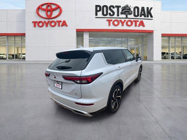 Used 2022 Mitsubishi Outlander SE FWD image 6