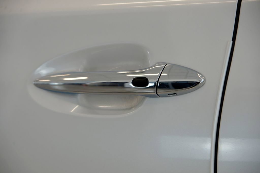 Used 2017 Lexus LS 460 AWD w/ Comfort Package image 13