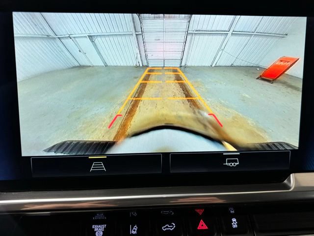 Used 2024 Chevrolet Silverado 2500 LT AWD/4WD image 14