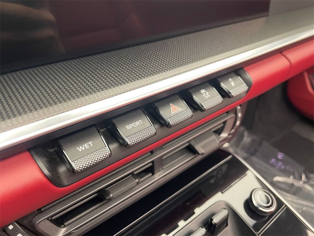 Certified 2023 Porsche 911 Carrera image 16