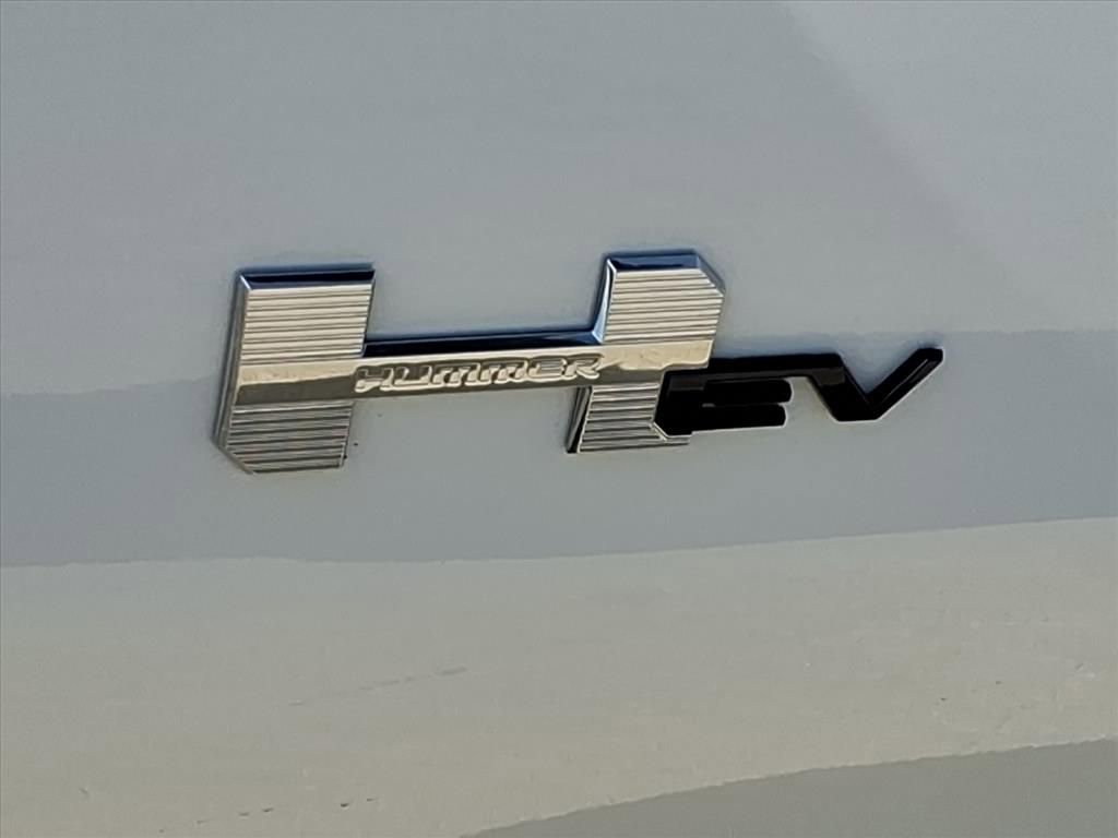 New 2026 GMC Hummer EV 4x4 Crew Cab image 10