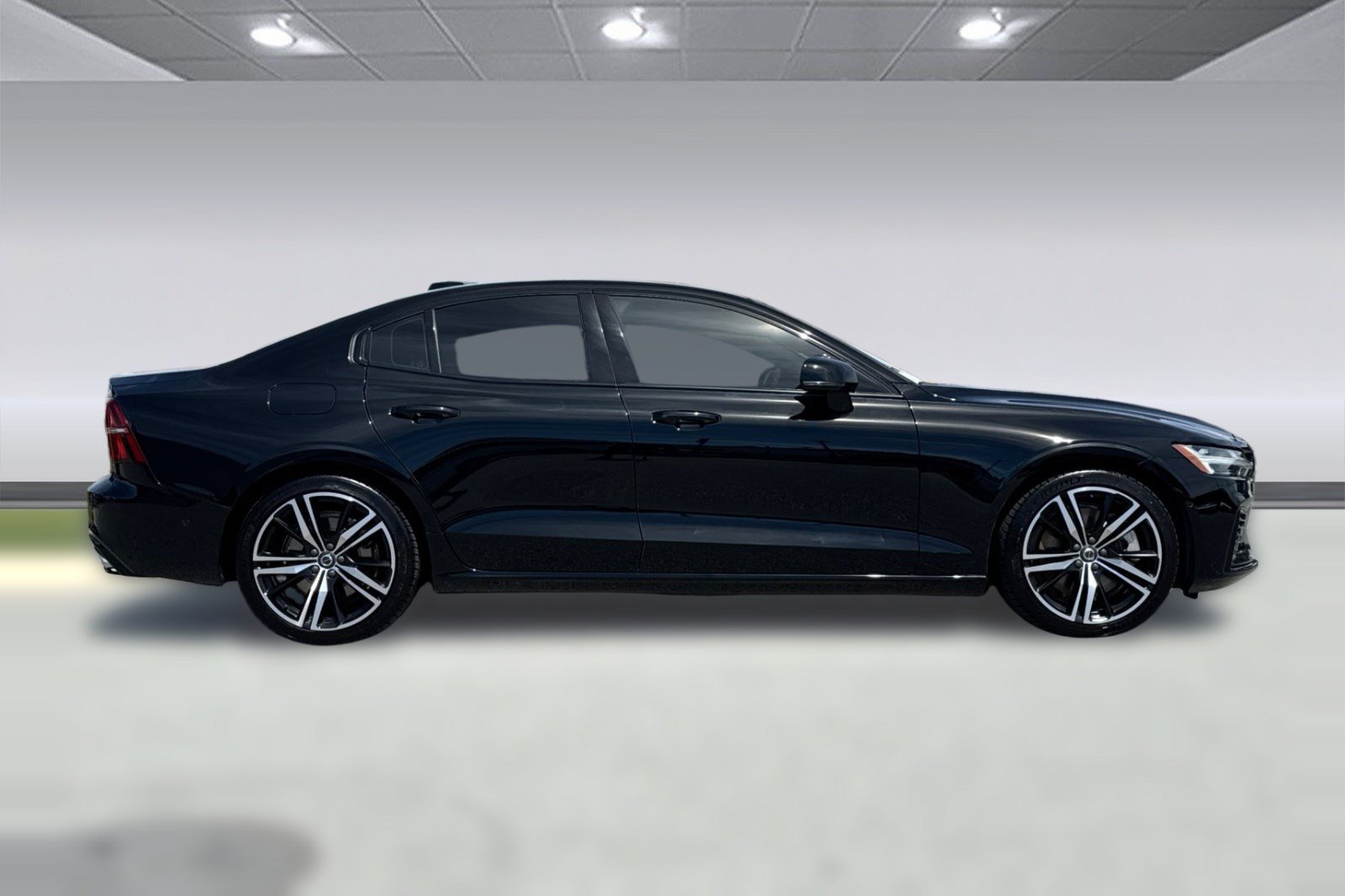 Used 2019 Volvo S60 T8 R-Design AWD/4WD image 7