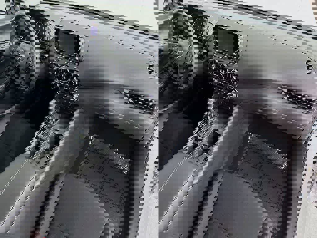 Used 2024 Nissan Sentra S image 30