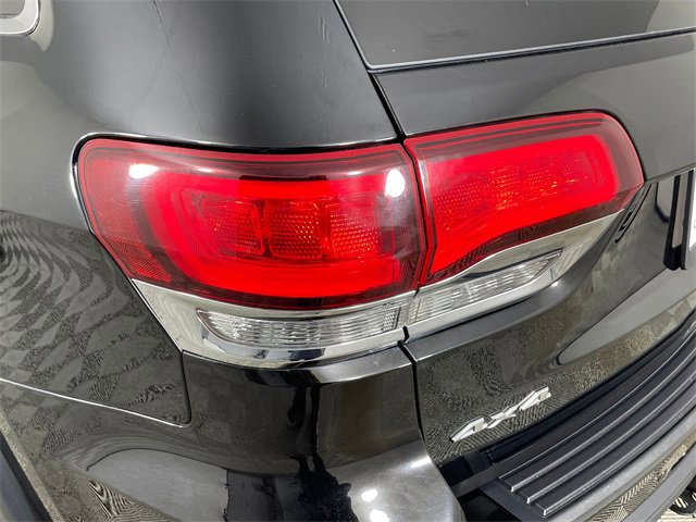 Used 2021 Jeep Grand Cherokee Laredo image 17