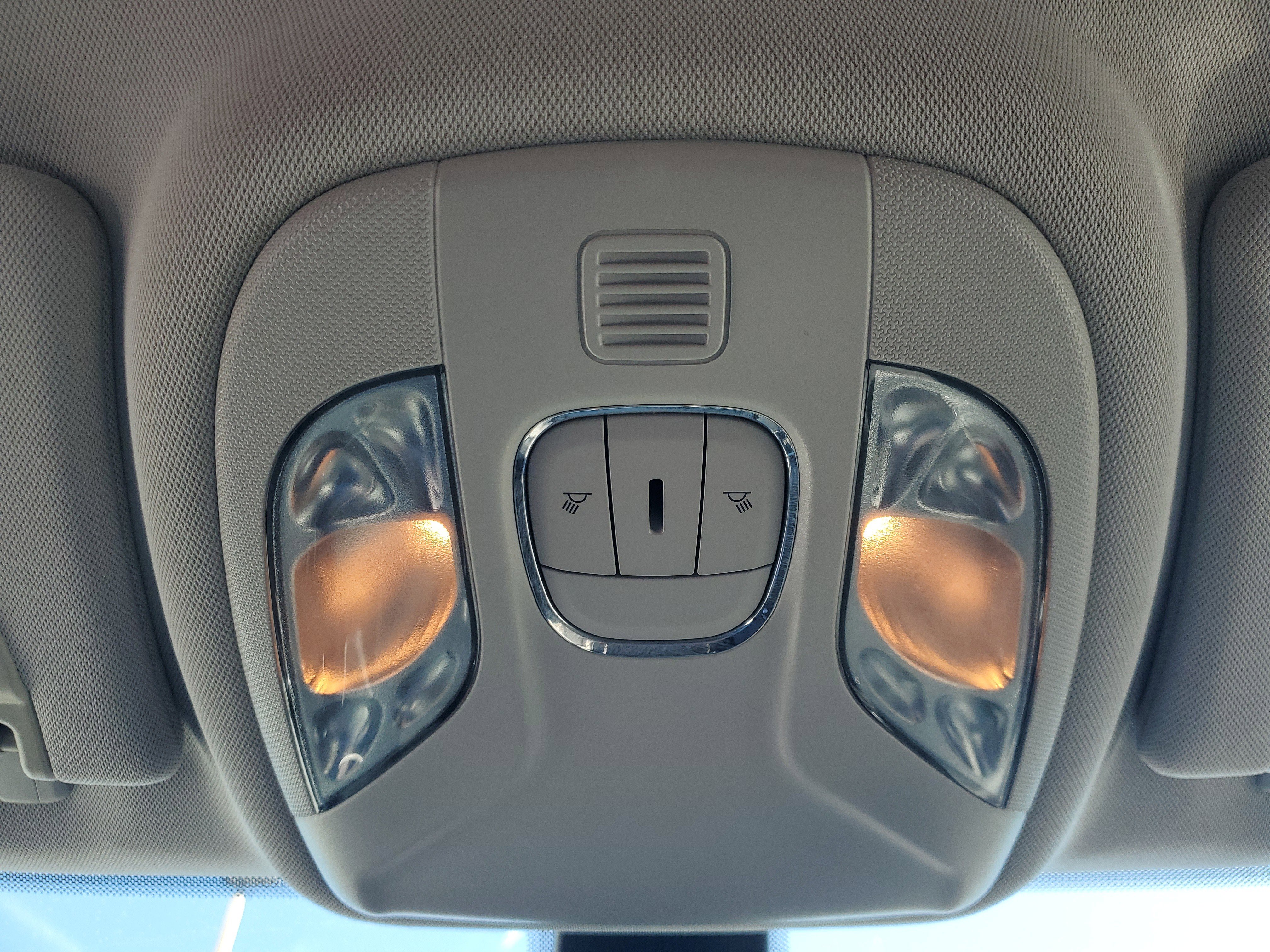 Used 2019 Jeep Compass Latitude image 28