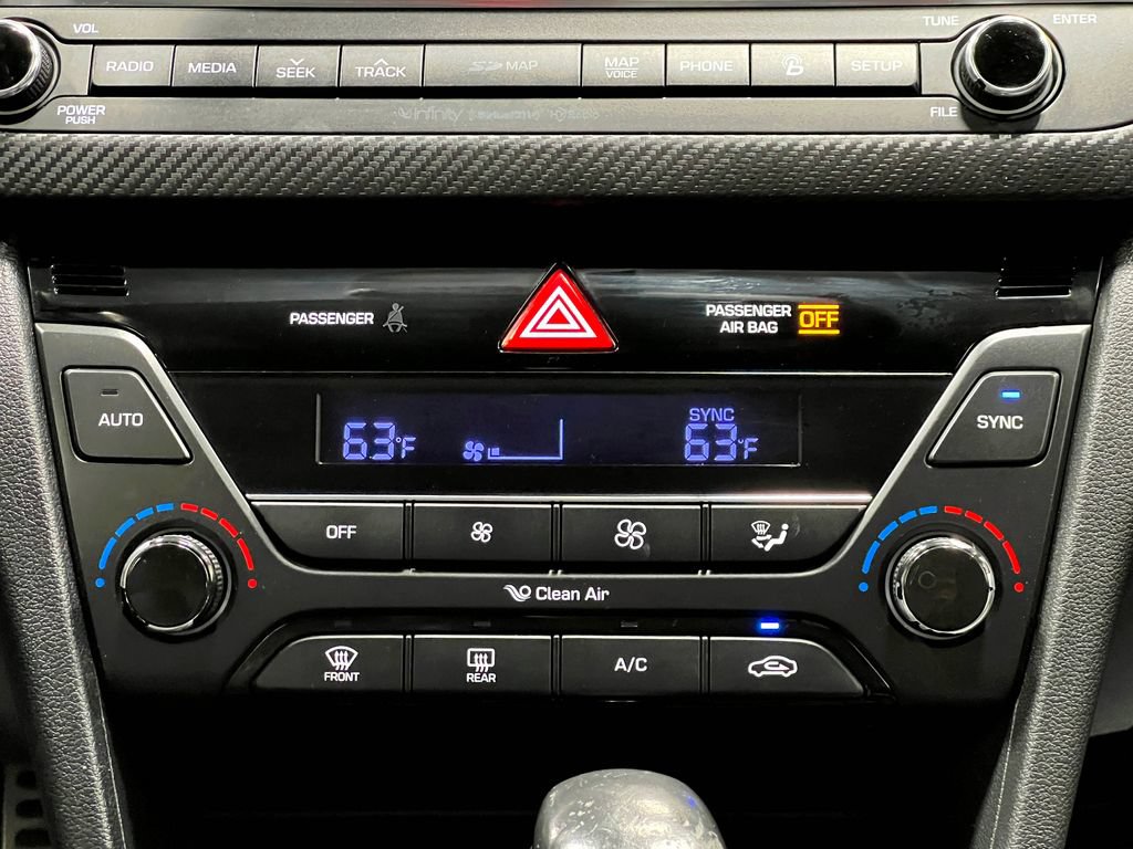 Used 2018 Hyundai Elantra Sport w/ Sport Premium Package 03 FWD image 27