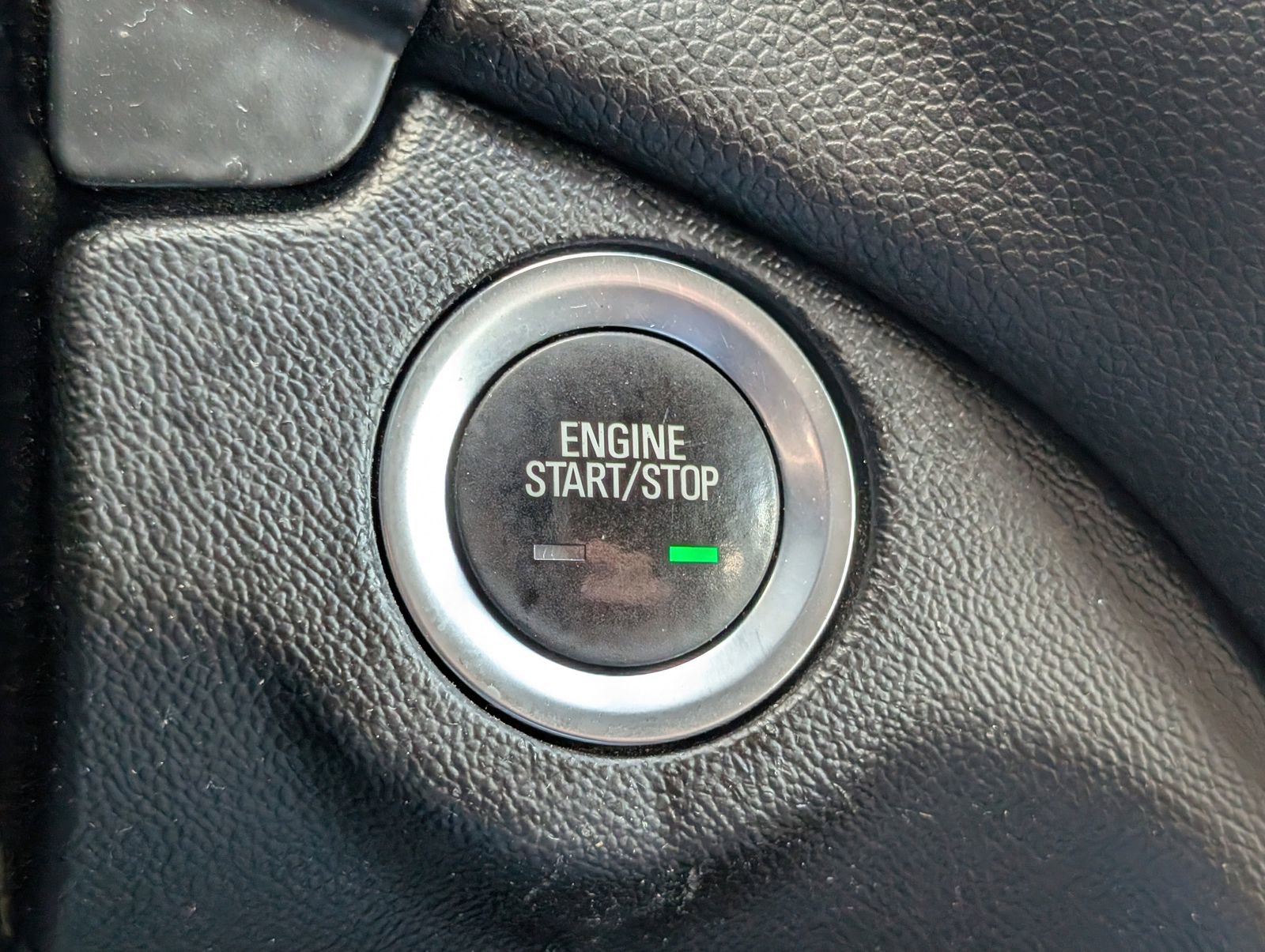 Used 2019 Chevrolet Equinox LT w/ LPO, Floor Liner Package AWD/4WD image 33